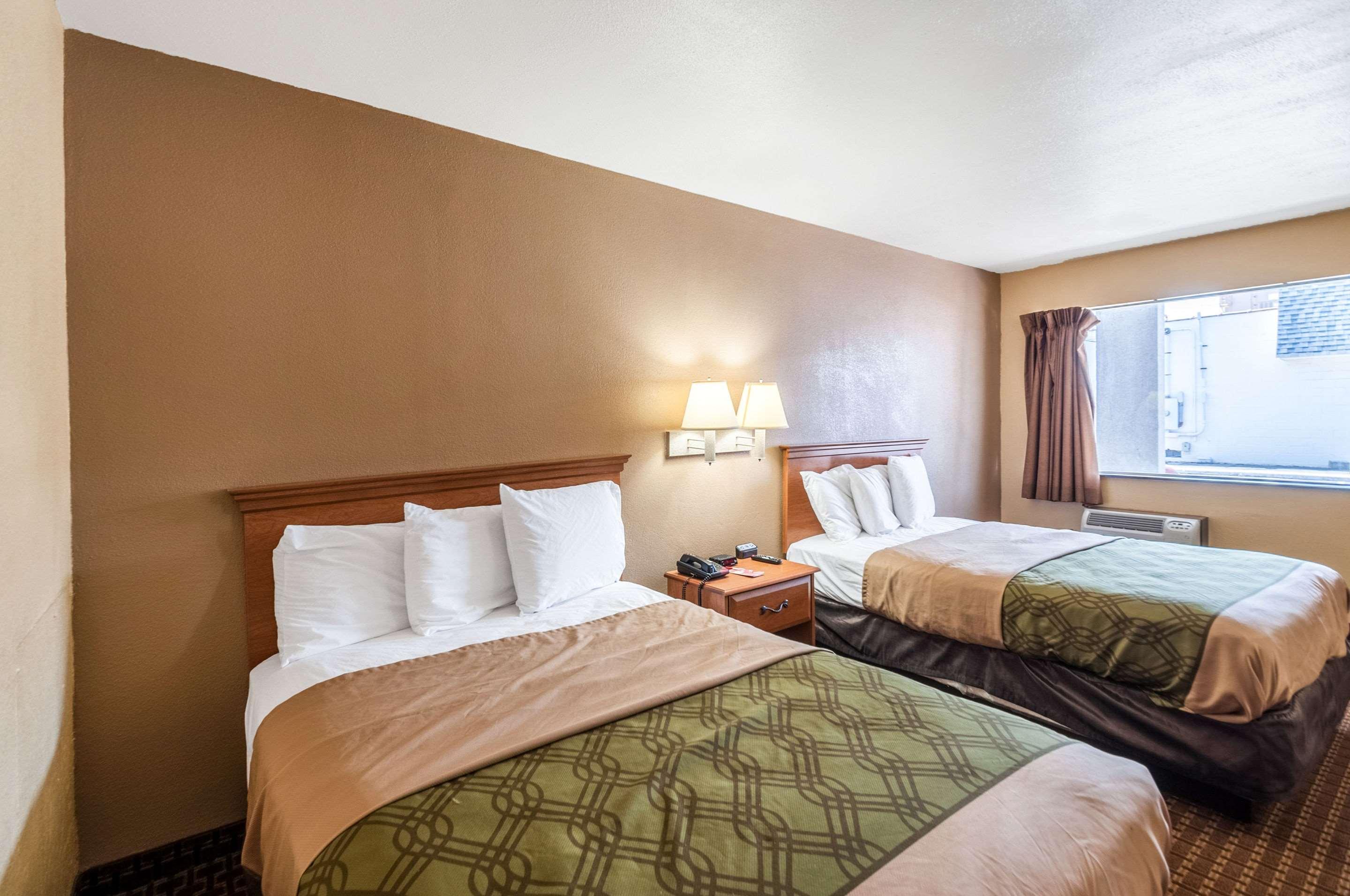 Econo Lodge Easton Route 50 Екстериор снимка