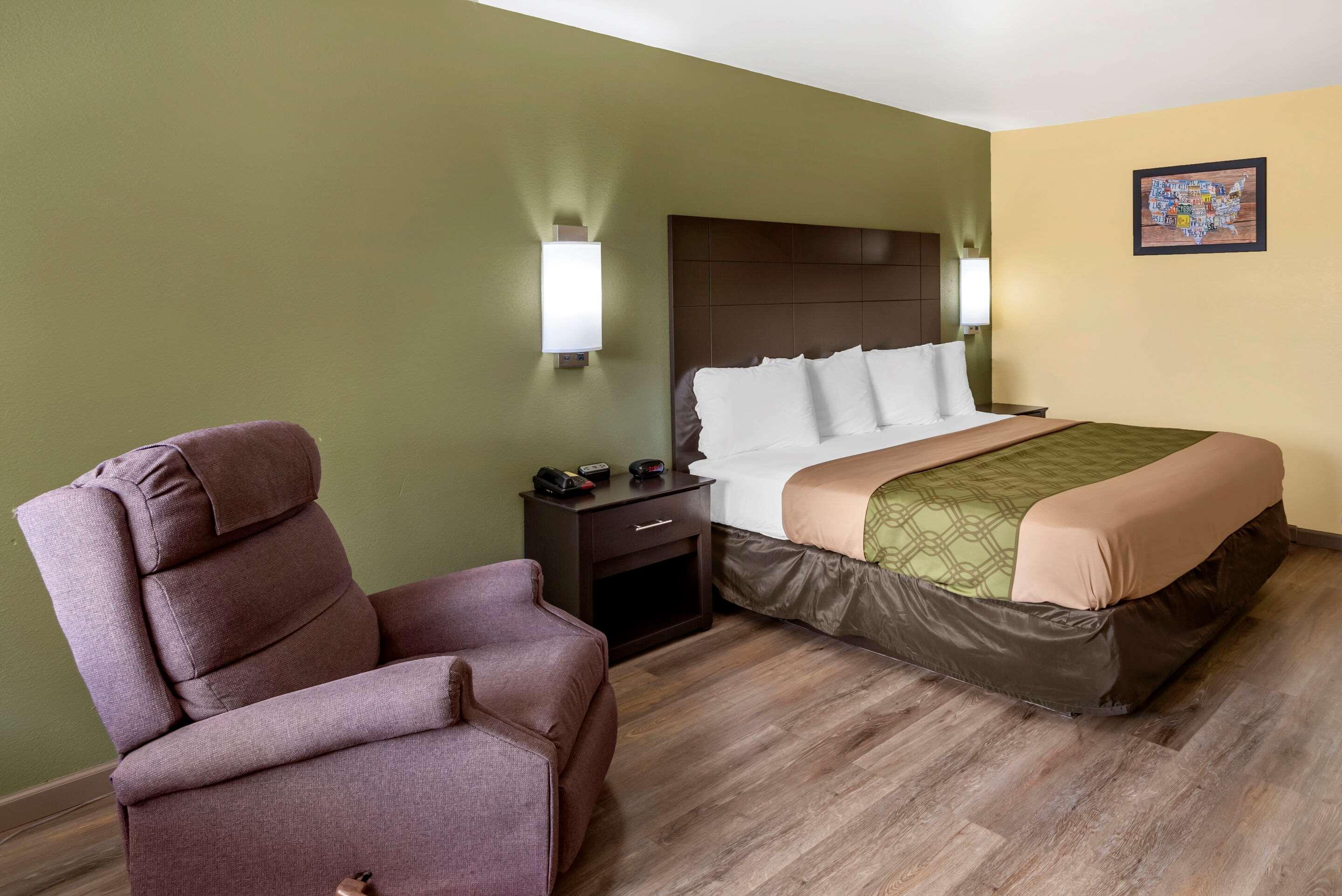 Econo Lodge Easton Route 50 Екстериор снимка
