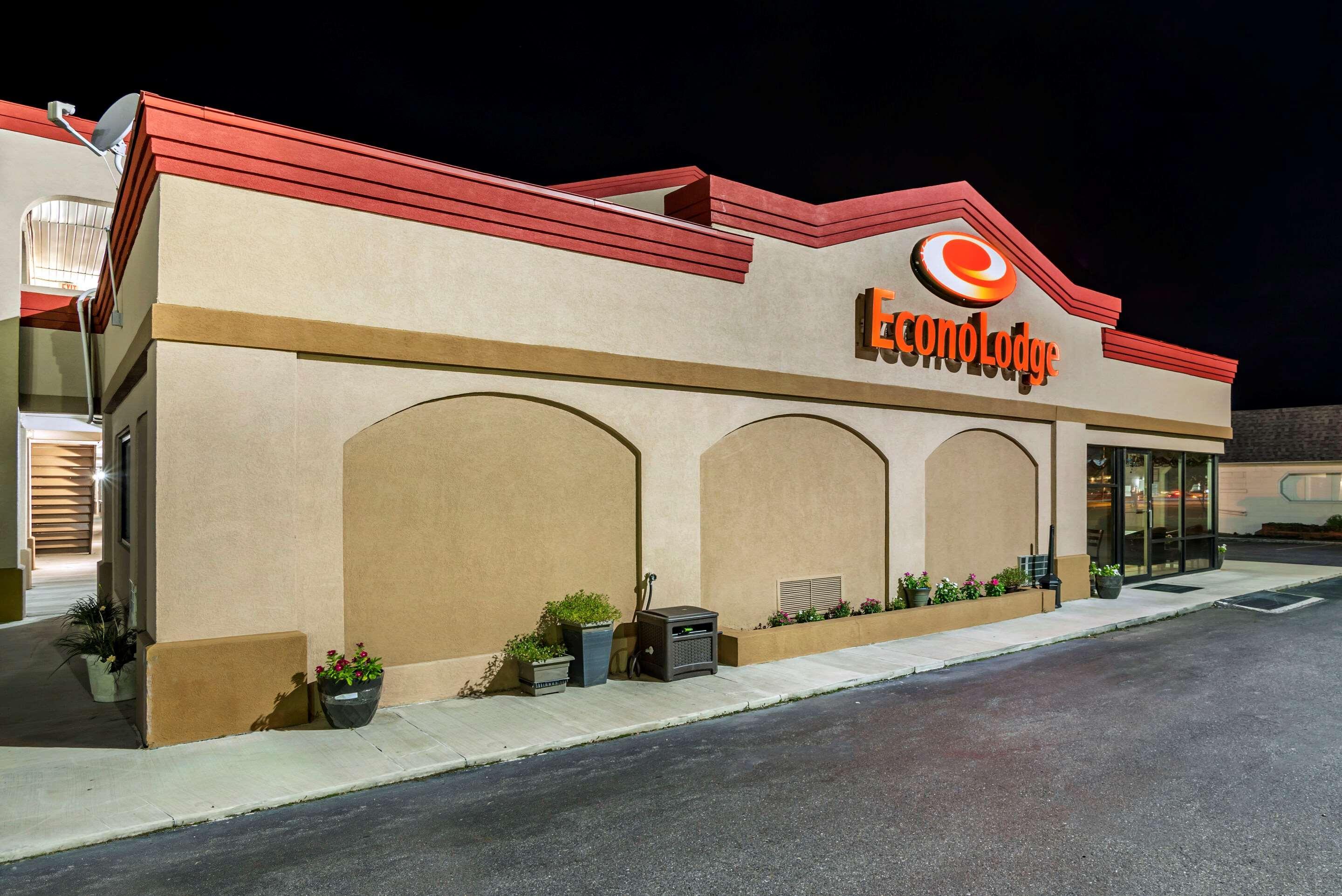 Econo Lodge Easton Route 50 Екстериор снимка